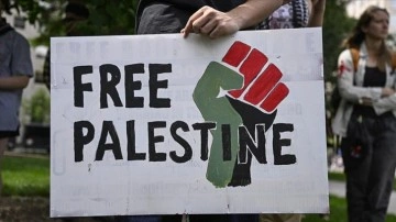 Avustralya'da Filistin destekçisi öğrenciler, polisin talimatının ardından kamplarını taşıdı