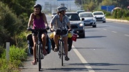 Avusturya’dan bisiklete yola çıkan 3 kadın bir ayda Türkiye&#039;ye ulaştı