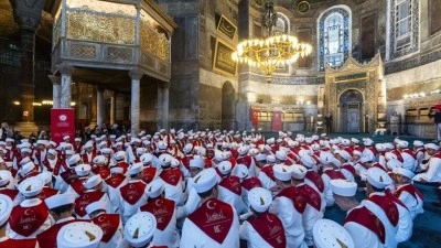 Ayasofya-i Kebir Camii'nde 15 Temmuz şehitleri i&ccedil;in 253 hafızla hatim yapıldı