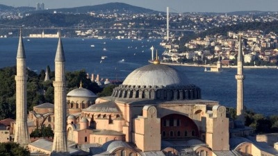 Ayasofya'nın yeniden cami stat&uuml;s&uuml;ne kavuşmasının &uuml;zerinden 6 yıl ge&ccedil;ti