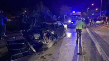 Aydın'da iki otomobilin çarpıştığı kazada 11 kişi yaralandı