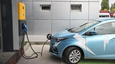 Azalan vergi desteği ve deflasyon etkileri &Ccedil;in'de elektrikli ara&ccedil; satışlarını frenledi