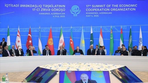 Azerbaycan Cumhurbaşkanı Aliyev: Azerbaycan, çeşitli hatlarla 12 ülkeye doğalgaz ihraç ediyor