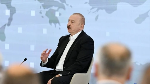Azerbaycan Cumhurbaşkanı Aliyev: Ukraynalılar teslim olmamalı ve toprak bütünlüklerinin ihlalini kabul etmemeliler