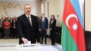 Azerbaycan'da seçimi İlham Aliyev kazandı