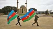 Azerbaycan'da şehit ailelerine destek için 'Tek millet, tek yürek' girişimi