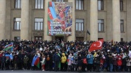 Azerbaycan halkı Zafer Geçit Törenini coşkuyla izledi