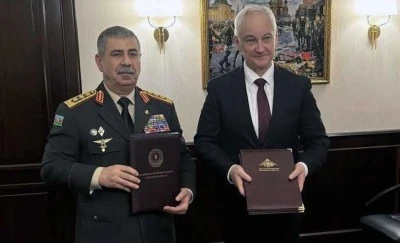 Azerbaycan ve Rusya Savunma Bakanları Moskova&rsquo;da g&ouml;r&uuml;şt&uuml;