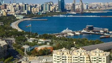 Azerbaycan'da 2021 diplomatik girişimler ve Karabağ'ın imarıyla geçti