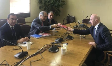 Azərbaycanlı deputat Azər Badamov Çili senatoru ilə görüşüb -İrade Celil özel haberi-