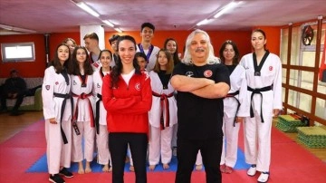 Baba kız antrenörler, Tekirdağ'da şampiyon tekvandocular yetiştiriyor