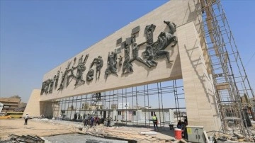 Bağdat'taki 'Özgürlük Anıtı' Türk işçiliğiyle yeniden hayat buluyor