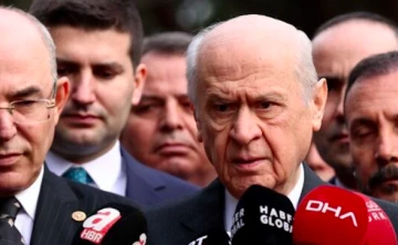 Bahçeli'nin Zelenski'ye tepkisi Rus medyasında yankılandı -Fuad Safarov, Moskova'dan bildiriyor-