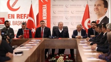 Bakan Akar'dan MHP ve Yeniden Refah Partisi Kayseri il başkanlıklarına ziyaret