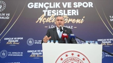 Bakan Bak: Türkiye, her alanda başarılı bir spor ülkesi olarak hedefine doğru yürüyor
