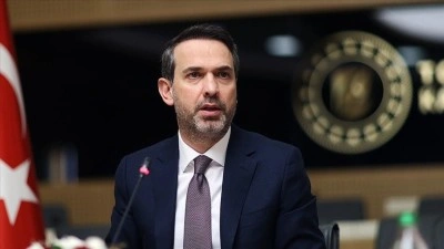 Bakan Bayraktar, G&uuml;ney Kore ile ticaret ve yatırım işbirliğini artırmak istediklerini bildirdi