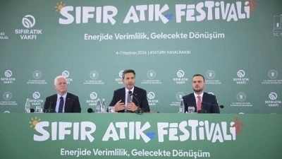 Bakan Bayraktar, Sıfır Atık Festivali'nde elektriğin yenilenebilir kaynaklardan sağlanacağını b