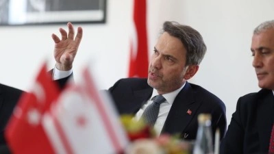 Bakan Bayraktar, T&uuml;rkiye'nin KKTC'yi enerji g&uuml;venliğinin ayrılmaz par&ccedil;ası olarak g&ouml;rd&uuml;ğ&uuml;n&uuml;