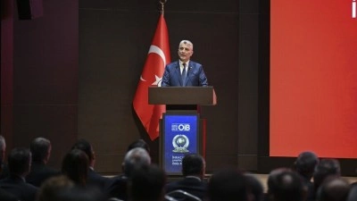 Bakan Bolat: Otomotiv sekt&ouml;r&uuml;nde d&uuml;nyada 13&rsquo;&uuml;nc&uuml; b&uuml;y&uuml;k &uuml;retim &uuml;ss&uuml; konumuna ulaştık