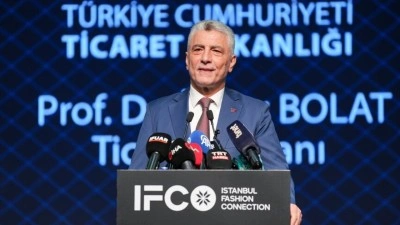 Bakan Bolat: Tekstil ve giyim sekt&ouml;r&uuml;ne &ccedil;ok &ouml;nem veriyoruz