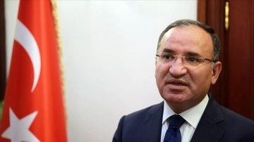 Bakan Bozdağ: Müslümanlara saldırı olduğunda hukuk ve devlet suspus oluyor