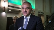 Bakan Ersoy&#039;dan Haluk Bilginer&#039;e kutlama