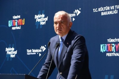 Bakan Ersoy: T&uuml;rkiye K&uuml;lt&uuml;r Yolu Festivali T&uuml;rkiye'nin bir marka değerine d&ouml;n&uuml;şm&uuml;şt&uuml;r