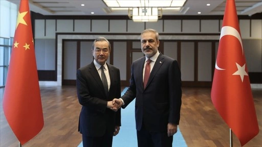 Bakan Fidan, Çinli mevkidaşı Vang ile telefonda görüştü