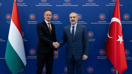 Bakan Fidan, Macaristan Dışişleri ve Dış Ticaret Bakanı Szijjarto ile Ankara'da bir araya geldi