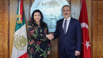 Bakan Fidan, Meksika'da Temsilciler Meclisi Başkanı Castillo ile görüştü