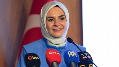 Bakan G&ouml;ktaş: Bug&uuml;n 9 bin 277 koruyucu ailemiz, 11 bin 22 &ccedil;ocuğumuzun hayatına dokunuyor