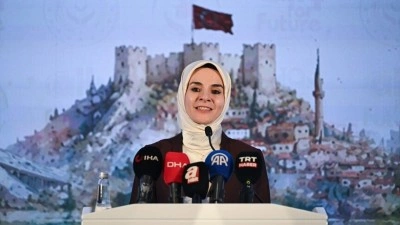 Bakan G&ouml;ktaş: İslam &uuml;lkelerinden gen&ccedil; kadınları ortak bir gelecek fikri etrafında buluşturmaya gayret edeceğiz