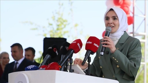 Bakan Göktaş: Ülkemizin dört bir yanında aileyi merkez alan projeler hayata geçiriyoruz
