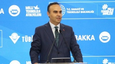Bakan Kacır: NATO Zirvesi'nde de g&ouml;rd&uuml;k ki bug&uuml;n masada s&ouml;z&uuml; dinlenilen bir T&uuml;rkiye var