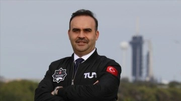 Bakan Kacır: "Türkiye'nin insanlı ilk uzay bilim misyonu tamamlandı"