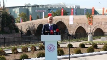 Bakan Karaismailoğlu restore edilen Ankara'daki tarihi Akköprü'nün açılışını gerçekleştirdi