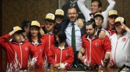 Bakan Kasapoğlu özel sporcularla bir araya geldi