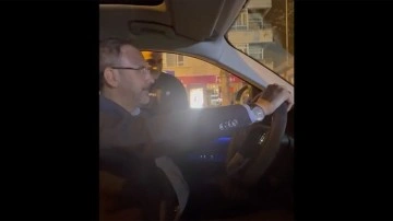 Bakan Kasapoğlu, yerli ve milli otomobil Togg ile trafiğe çıktı