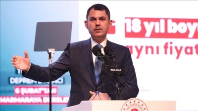 Bakan Kurum: Biz depremi beklemeden 'd&ouml;n&uuml;ş&uuml;m' diyoruz