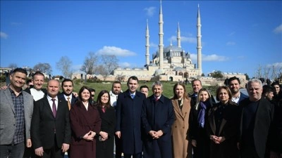 Bakan Kurum, Selimiye Camisi'ni ziyaret etti