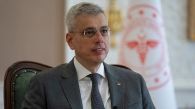 Bakan Memişoğlu: İran'a 8 Nisan'da 3 tır, d&uuml;n de 6 tır daha sağlık malzemesi ve tıbbi gere&ccedil; g&ouml;nderdik