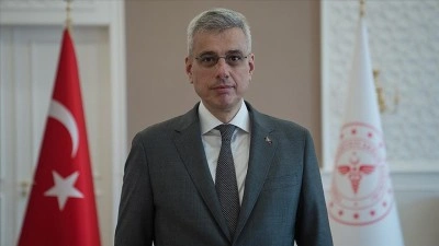 Bakan Memişoğlu, T&uuml;rkiye'nin ilk &ouml;zg&uuml;n ila&ccedil; adayının faz 1 &ccedil;alışmasının tamamlandığını a&ccedil;ıkladı