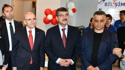 Bakan Şimşek: Teknoloji sayesinde T&uuml;rkiye katma değer zinciri yukarı &ccedil;ıkacak, rekabet g&uuml;c&uuml; artacak