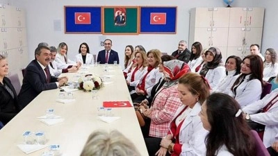Bakan Tekin'den 2023'te g&ouml;reve başlayan s&ouml;zleşmeli &ouml;ğretmenlerin yer değişikliği taleplerine dair