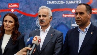 Bakan Uraloğlu, Mersin-Adana-Osmaniye-Gaziantep Hızlı Tren Projesi'nde incelemelerde bulundu