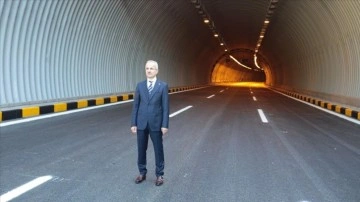 Bakan Uraloğlu, yenilenen Bolu Dağı Tüneli'nde inceleme yaptı