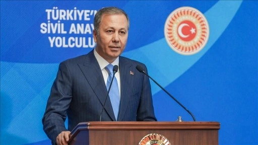 Bakan Yerlikaya: Milletin ruhunu yansıtmayan bir anayasayla demokratikleşme olmaz