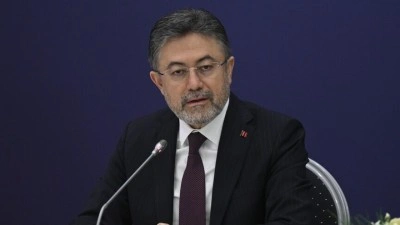 Bakan Yumaklı'dan vatandaşlara "orman yangını sahasına girilmemesi" uyarısı