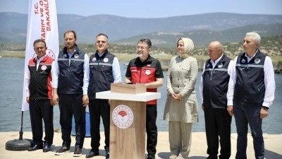 Bakan Yumaklı: T&uuml;rkiye 2025 yılında yaptığı su &uuml;r&uuml;nleri ihracatıyla yaklaşık 2,3 milyar dolarlık rak