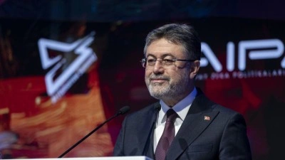 Bakan Yumaklı: Yapay zeka, robotik uygulamalar ve insansız hava ara&ccedil;larını &uuml;retim s&uuml;re&ccedil;lerimize ente